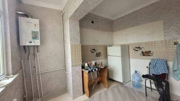 9 ci mikrorayon satilan evler: Bakı, 3 otaqlı, Köhnə tikili, m. Xalqlar Dostluğu, 75 kv. m — 7