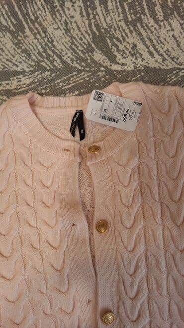 qara jaket: Yenidir Xl razmer olsada bedene oturdugu ucun L razmer xanimlara da — 5