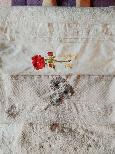 ağ qızılgül: VMəhsul: Dekorlu dəsmal dəsti - Növlər: Hamam və əl dəsmalları — 1