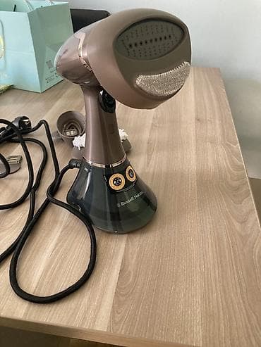 par utusu: Russell Hobbs əl tipi geyim buxarlayıcısı - Brend/model: Russell — 1