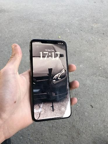 bar vitrini: IPhone 11 Pro Max, Space Gray, Face ID — 2