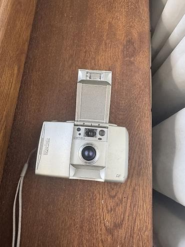 Kodak plyonka ile isleyen fotoaparat gozel dizayna malikdir islekdir lalafo.az -da Kodak plyonka ile isleyen fotoaparat gozel dizayna malikdir islekdir