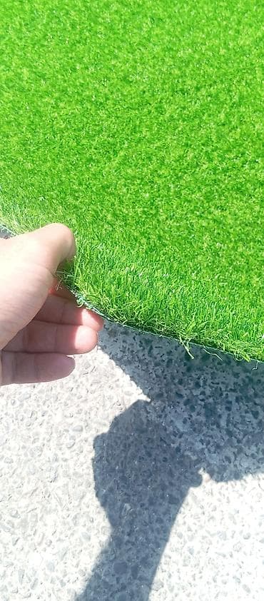 dekor suni guller: Süni ot örtüyü (çəmən halısı) - Parlaq yaşıl rəng, sıx toxunuşlu — 2