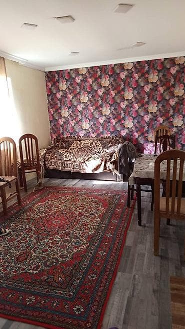 Ramani Şuşa qesebesinde, Malibeyli mektebinin yani, dayanacaga 50 m