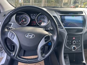 turbo az şevralet kuruz: Hyundai Elantra: 1.6 l | 2015 il Sedan — 3