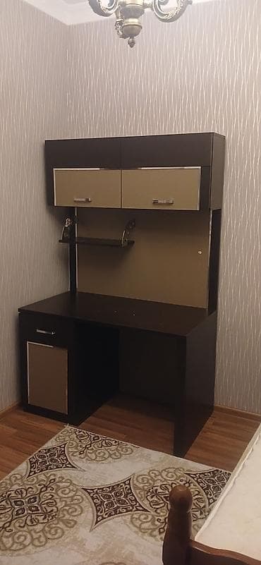 Düz masa, Polkalı, Siyirməli, Sadə laminat lalafo.az -da Düz masa, Polkalı, Siyirməli, Sadə laminat