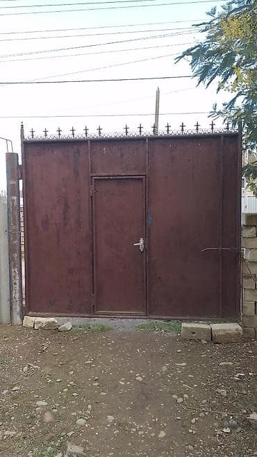 İşlənmiş Dəmir Həyət darvazası, Yana açılan, 3 m, Mexaniki, Qapı ilə, rəng - Qəhvəyi, Kredit yoxdur