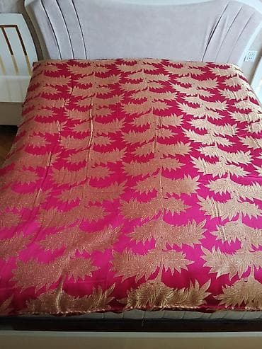 Yataq üçün İşlənmiş Xovlu rəng - Çəhrayı Yataq örtüyü, Ünvandan götürmə