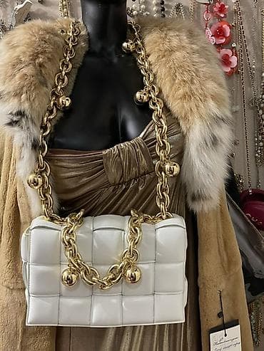rezin bot: Продаю оригинальную сумку Bottega Veneta. Сумка была приобретена лично — 1