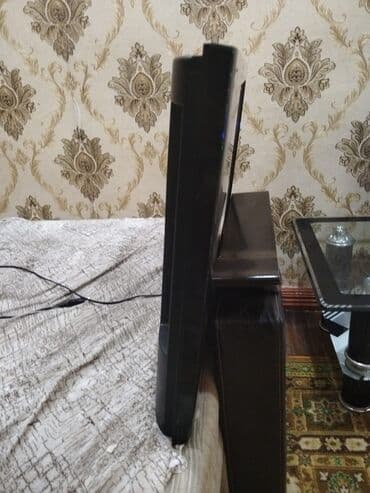 Mercedes-Benz: Televizor təcili satilir — 3