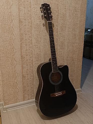 gitara simi: Smiger qara akustik gitara. Çox az işlədilib, yeni kimidir, cızığı — 1