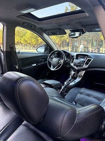 aqua disk: Chevrolet Cruze: 1.4 l | 2013 il 280000 km Sedan — 9