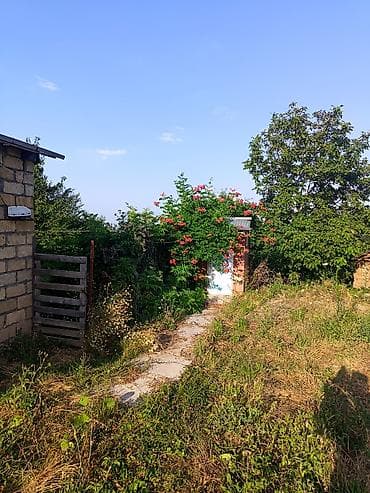 hesab satış: Əmlak Quba rayon Zərgova kəndində yerləşir, daimi işıq, su var. 2 otağ — 4