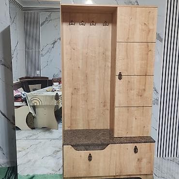 parca dolab: İşlənmiş, 2 qapılı, Güzgülü, Qəhvəyi, Digər material, Açılan, Düz dolab — 8