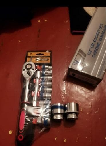 15 lik 4 bolt: Açar dəsti — 2