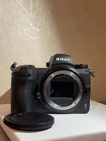 Nikon Z7 II (gövde) - Tam kadr 45.7 MP BSI CMOS sensor, ikili EXPEED — 2