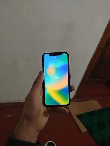 iphone 8 plus satilir: IPhone X, Qara, Face ID — 4