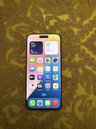 white: IPhone 16 Pro Max, 256 GB, White Titanium — 1