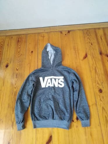 uşaq tulumları: 11-12 yawa. Biri 5-10manat. Bezilerini tezedir — 23