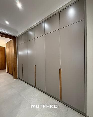 led miqalka: Künc dolab, Yataq otağı üçün, Qarderob, Açılan, Quraşdırıla bilən — 10