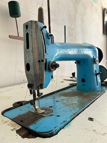 notebook ehtiyat hisseleri: Sənaye tikiş maşını – stolüstü komplekt - Gövdə: ağır metal, mavi — 2