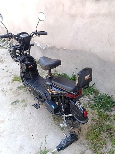 matorlu velospet: SUP FL-0002 Elektrik skuter – şəhər içi rahat və səssiz hərəkət üçün — 2