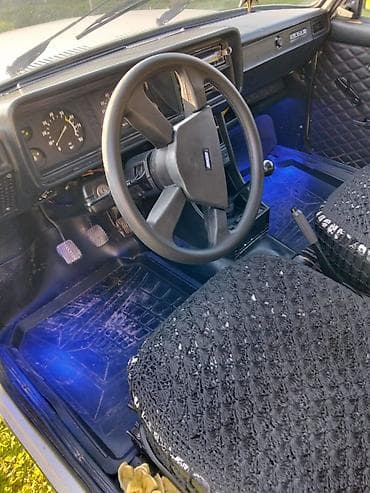 Motonəqliyyat: VAZ (LADA) 2107: 1.6 l | 2008 il Sedan — 4