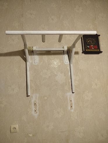 Turniklər və bruslar: Divar üçün turnik (çəkic çubuğu) - Material: metal boru konstruksiya — 2