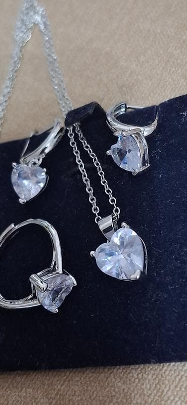 şexsi eşyalar: Dest. Sterling gumushu — 1