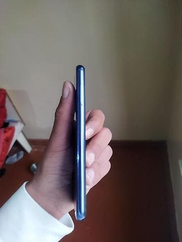 ipone 11 pro max: Xiaomi Mi 9, rəng - Mavi — 3