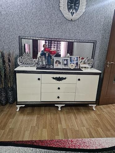 Qonaq otağı üçün, İşlənmiş, Açılmayan, Dördbucaq masa, 6 stul