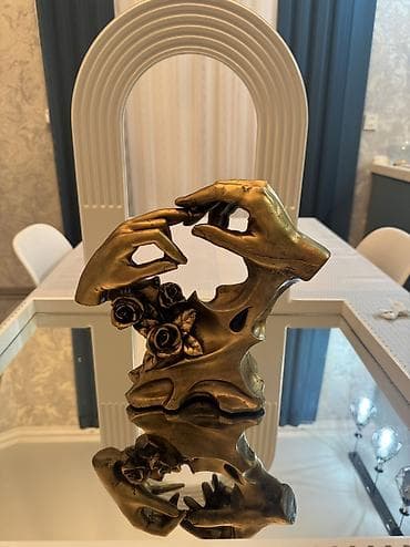 qantellərin satışı: Şəkildəkilərin hamısı 335 manat.Heç bir problemlıri yoxdur — 1