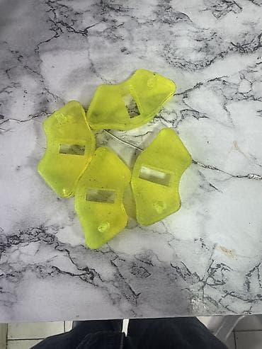 Мототранспорт: Məhsul: Sarı rəngli elastik qoruyucu ucluqlar (4 ədəd) Təyinat: - — 2