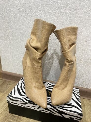 Çəkmə, Ölçü: 37, rəng - Bej, Yeni