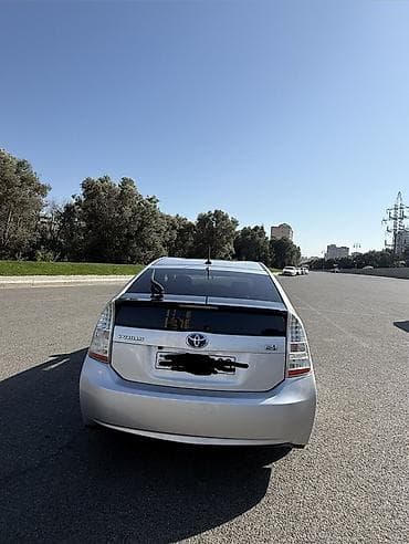 prius ön şüşə: Toyota Prius – hibrid həcmli şəhər sedanı/hatchback Texniki — 6