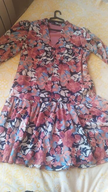 Green prece-den alınıb.1ce dəfə geyinilib.36-38gedir.20man satılır lalafo.az -da Green prece-den alınıb.1ce dəfə geyinilib.36-38gedir.20man satılır