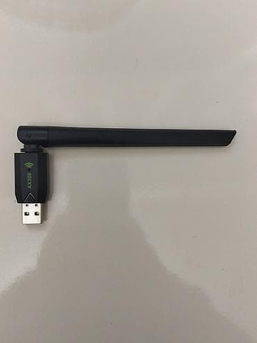 simsiz modem: USB Wi‑Fi adapter – AX300 - Standart: Wi‑Fi 6 (802.11ax) AX300 yazısı — 1