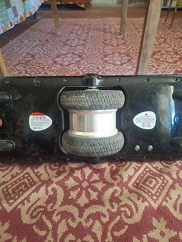 “Hover Wheels” elektrikli balans boardu 36v 4.4 A akumlatoru yoxdu. -
