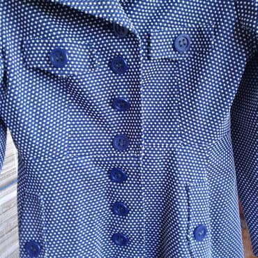 Qadın plaşı 44-46 və qiyməti 40 man, qadın paltosu kaşmir 50-52