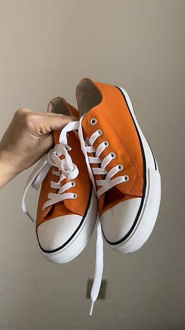 first class: Narıncı rəngli kətan idman ayaqqabısı (klassik low-top model) Tam — 2