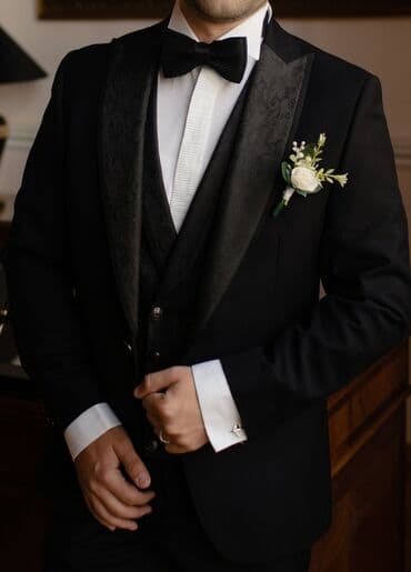 kişi ucun klassik qara kostyum: Quesste Cerimonia bəylik kostyumu köynək+baboçka hədiyyə . Hər biri — 3