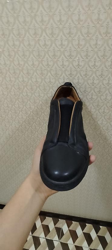 Туфли: Qara dəri slip-on kişi ayaqqabısı - Rəng: qara, iç hissə bej tonlarda — 1