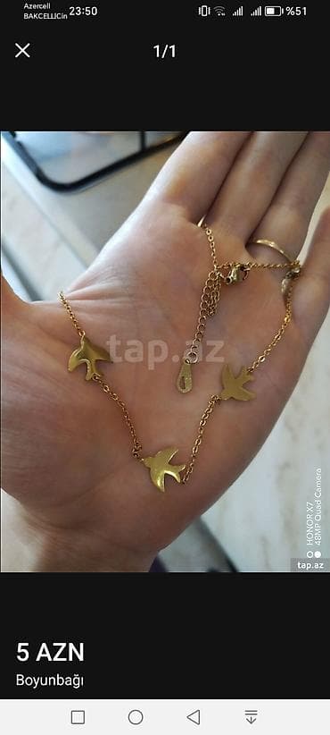 xarı bülbül icon: Boyunbağı – quş fiqurlu - Rəng: qızılı - Zəncir üzərində 3 ədəd quş — 1