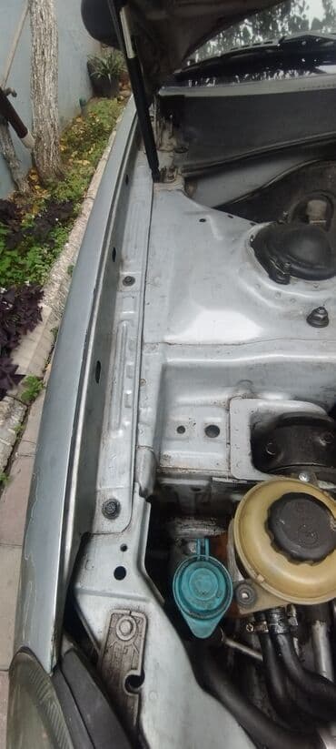 Hyundai: Hyundai Sonata: 2 l | 2004 il Sedan — 9