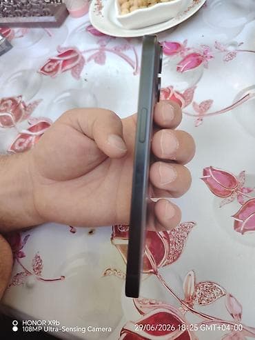 IPhone 15, 128 GB, Qara — 3