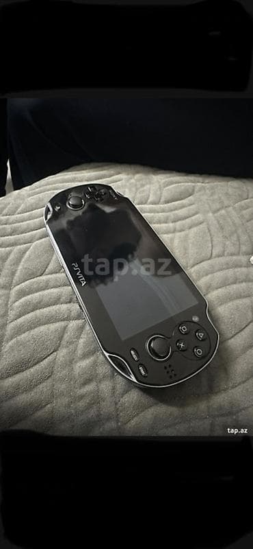icare ps: Sony PS Vita (PCH-1000 seriyası) daşınan oyun konsolu ( cox seliqeli — 3
