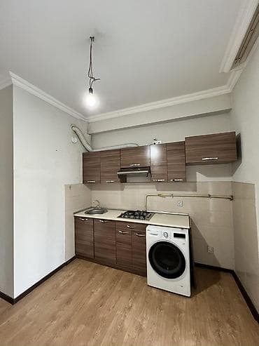 Mənzillər: Yasamal, 3 otaqlı, Yeni tikili, m. İnşaatçılar, 75 kv. m — 3