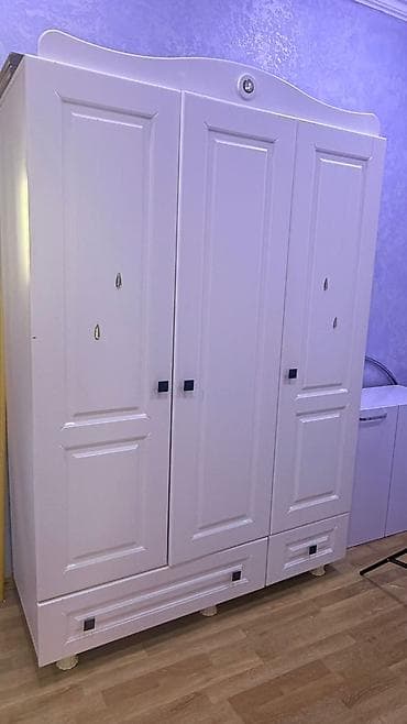 sədərək uşaq masinlari: Dolab fabrik malidi keyfiyyetli mebeldi satılır qiymet 350 AZN unvan — 1