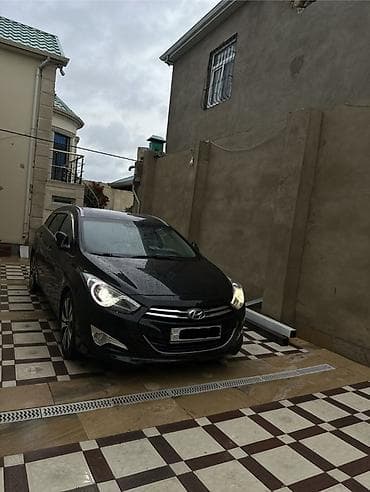 Hyundai i40: 1.7 l | 2012 il Universal