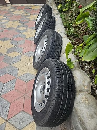 kia balaca masin: 4 ədəd təkər-disq komplekti - Marka: Michelin (Michelin Agilis) - — 2